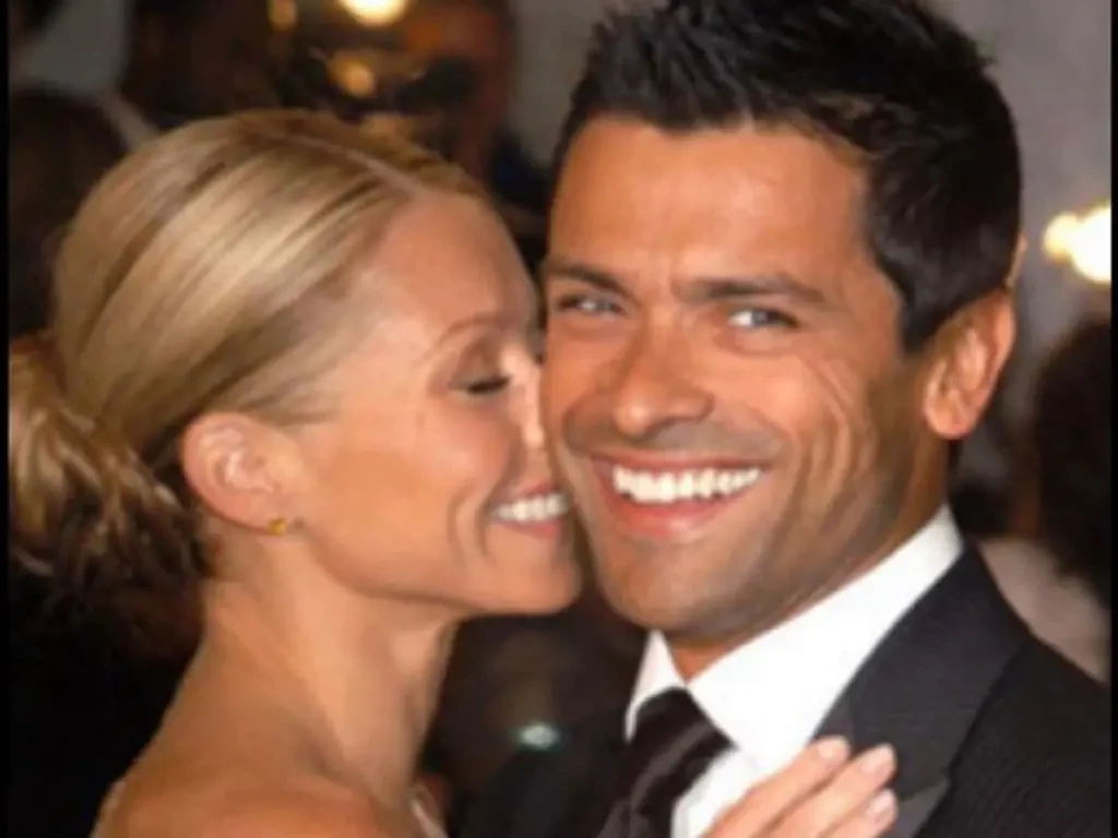Kelly Ripa On Celebrating 26 years with love of her life